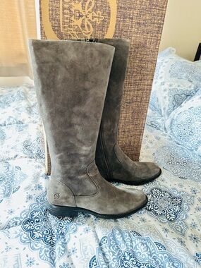 Classic Women's Tall Suede Boots in Dark Gray